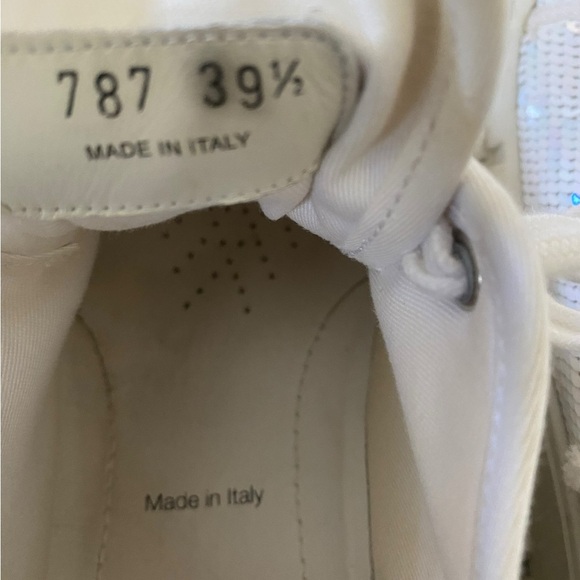 Prada White Sequin Platform Sneakers ✨
Size: 39.5 EU (fits approx US 9.5) - Picture 2 of 14